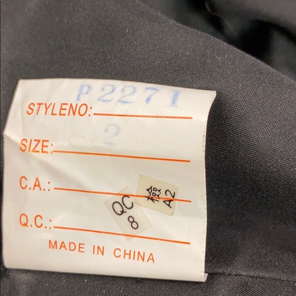 ๐๐Maggie Sottero Party Dress Size 2๐๐ - Picture 9 of 9